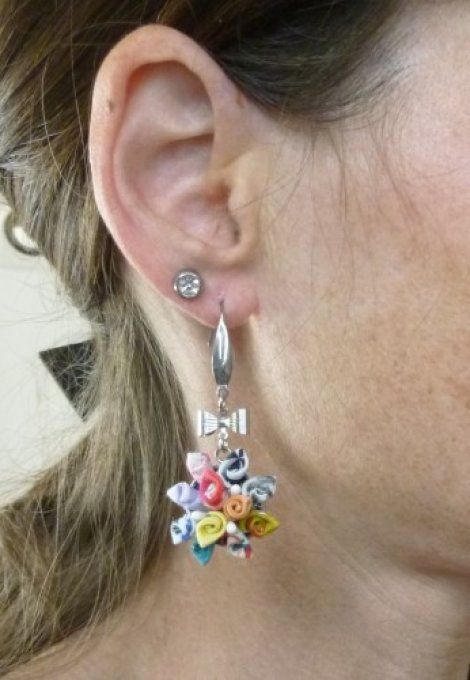 Boucle d'oreille bouquet multicolore