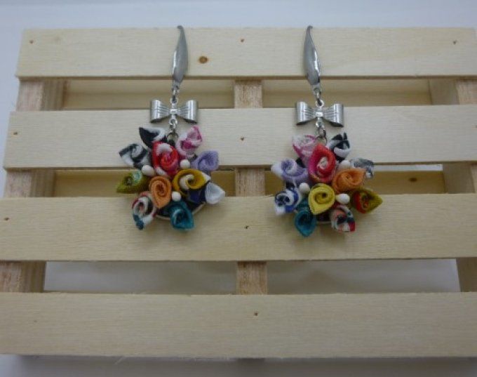 Boucle d'oreille bouquet multicolore