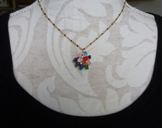 Collier petit bouquet multicolore