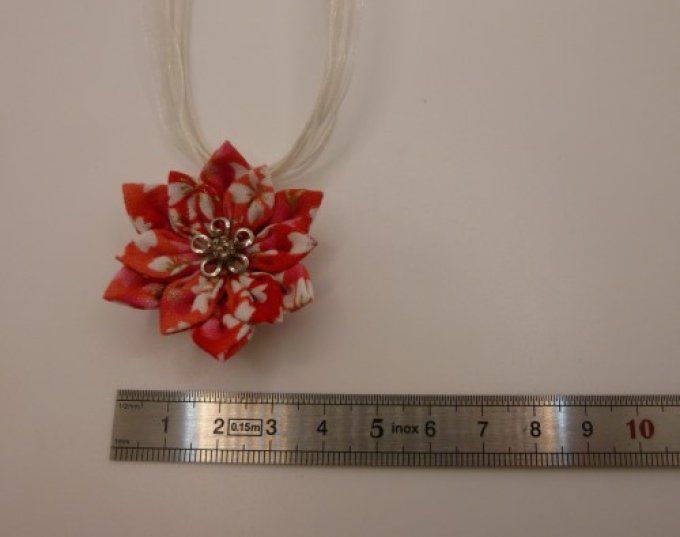Collier narcisse double rouge