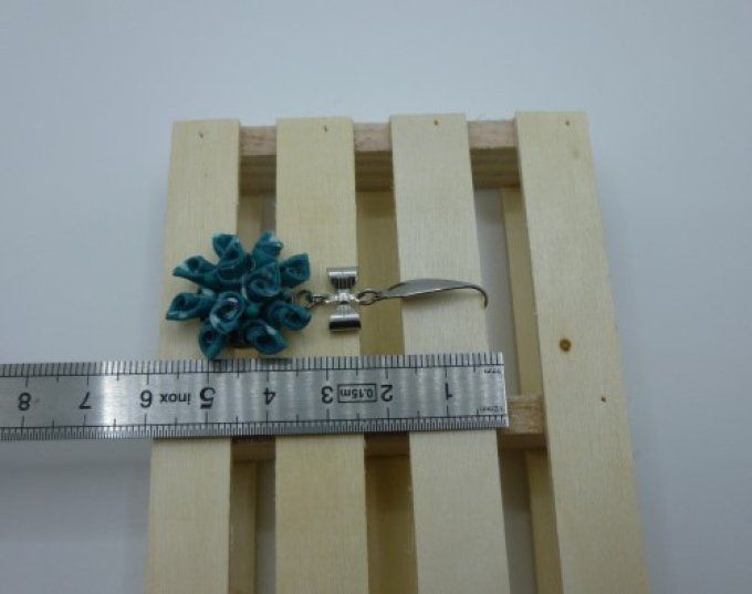 Boucle d'oreille bouquet turquoise