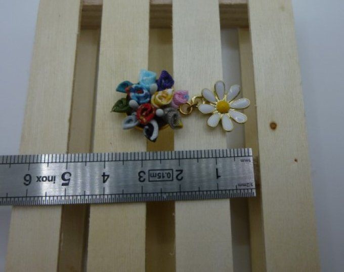 Boucle d'oreille bouquet marguerite multicolore
