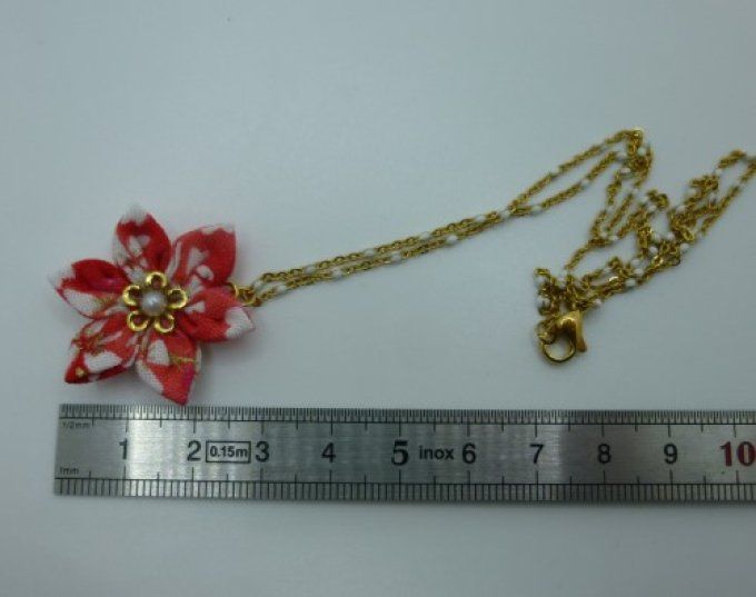 Collier tissu narcisse rouge